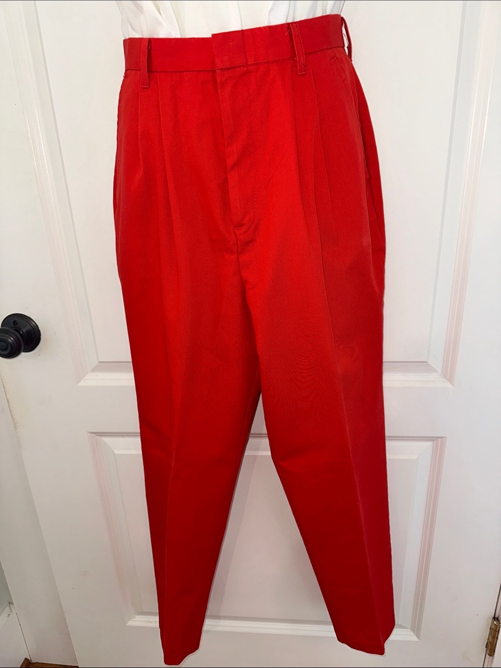 Vintage 70s/80s chic Brand Red Pleated High Waisted Pleat Front Pants